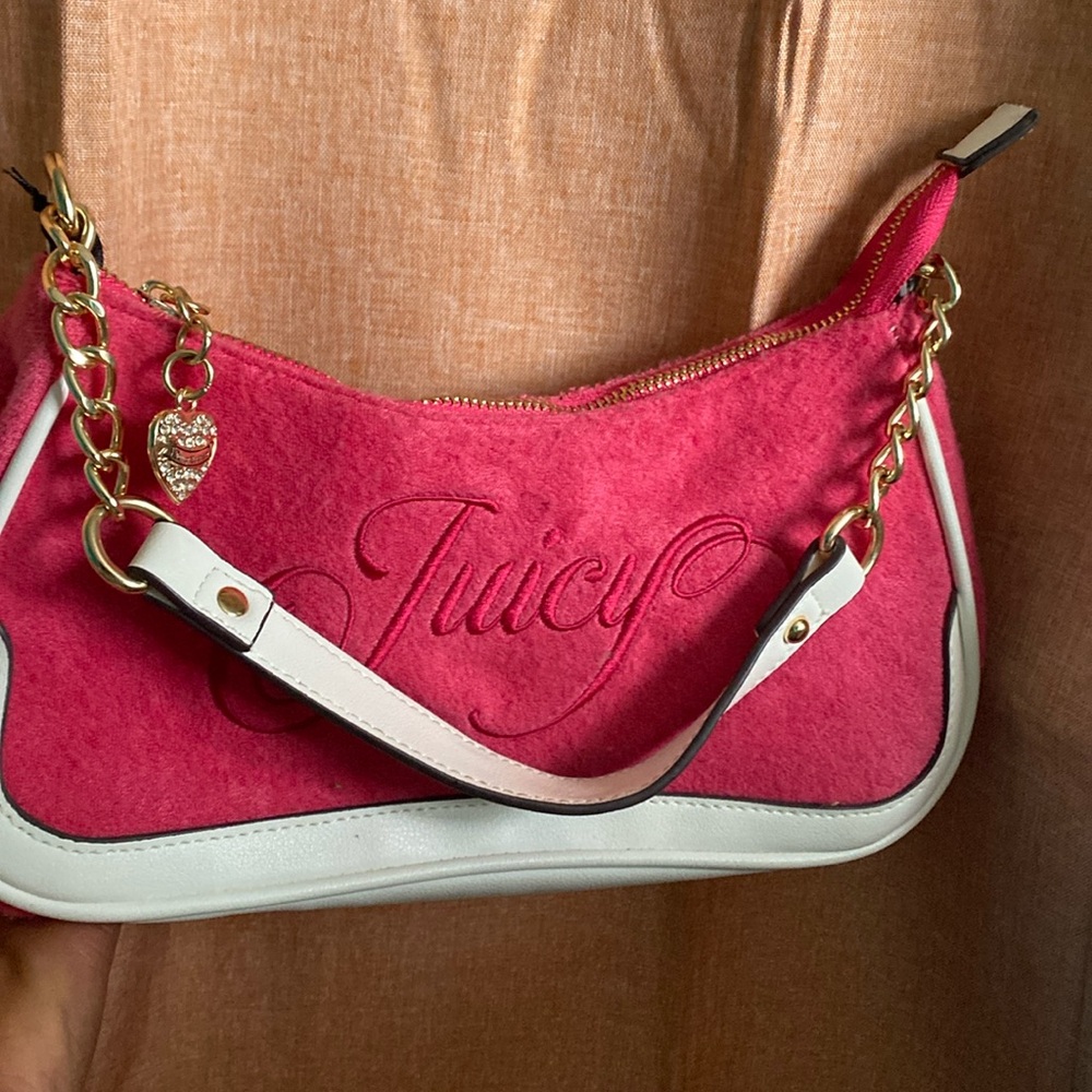 Pink juicy shoulder bag.